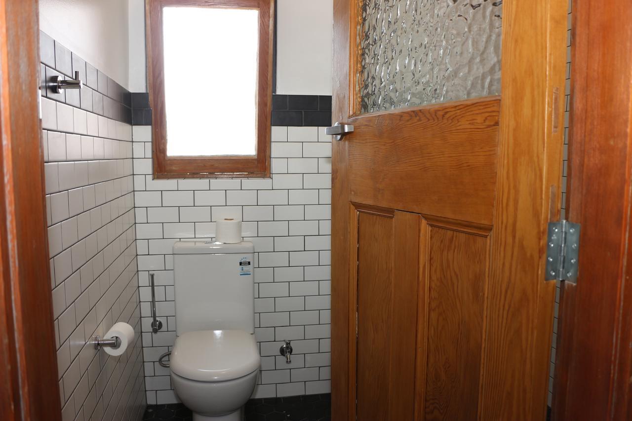 Guildford Hotel Экстерьер фото