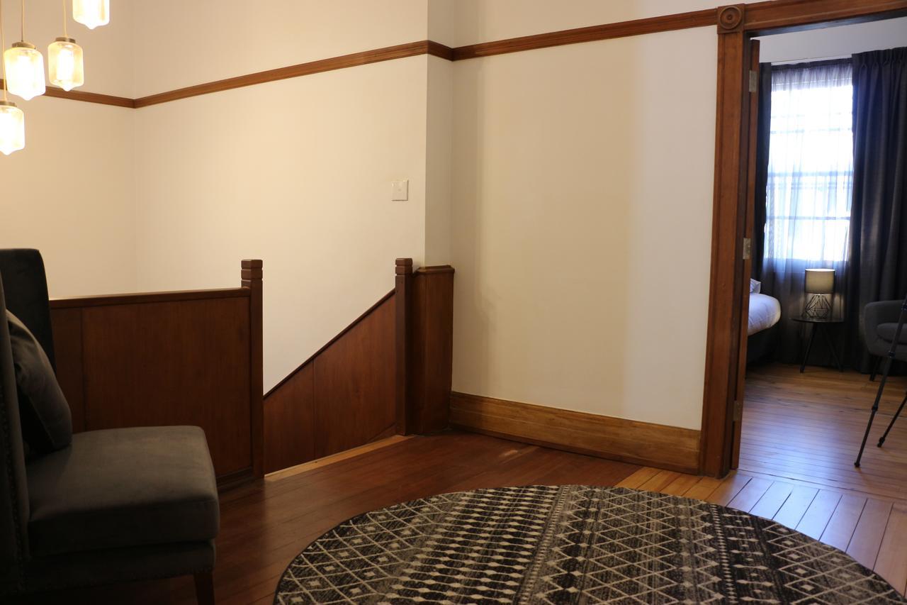 Guildford Hotel Экстерьер фото